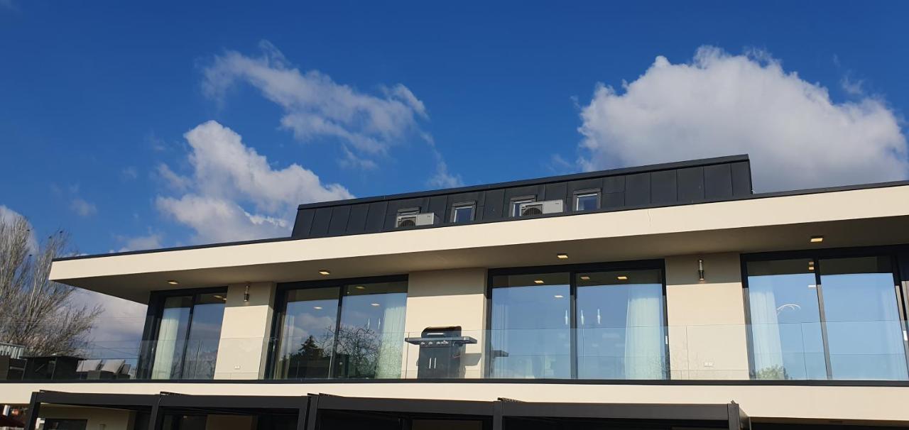 Almádiluxusapartman2 Balatonalmádi Exterior foto